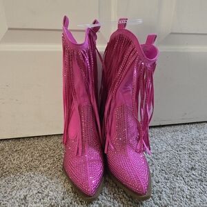 Jessica Simpsin Hot Pink Rhinestone Fringe Women's Boots.. Great For Any Concert